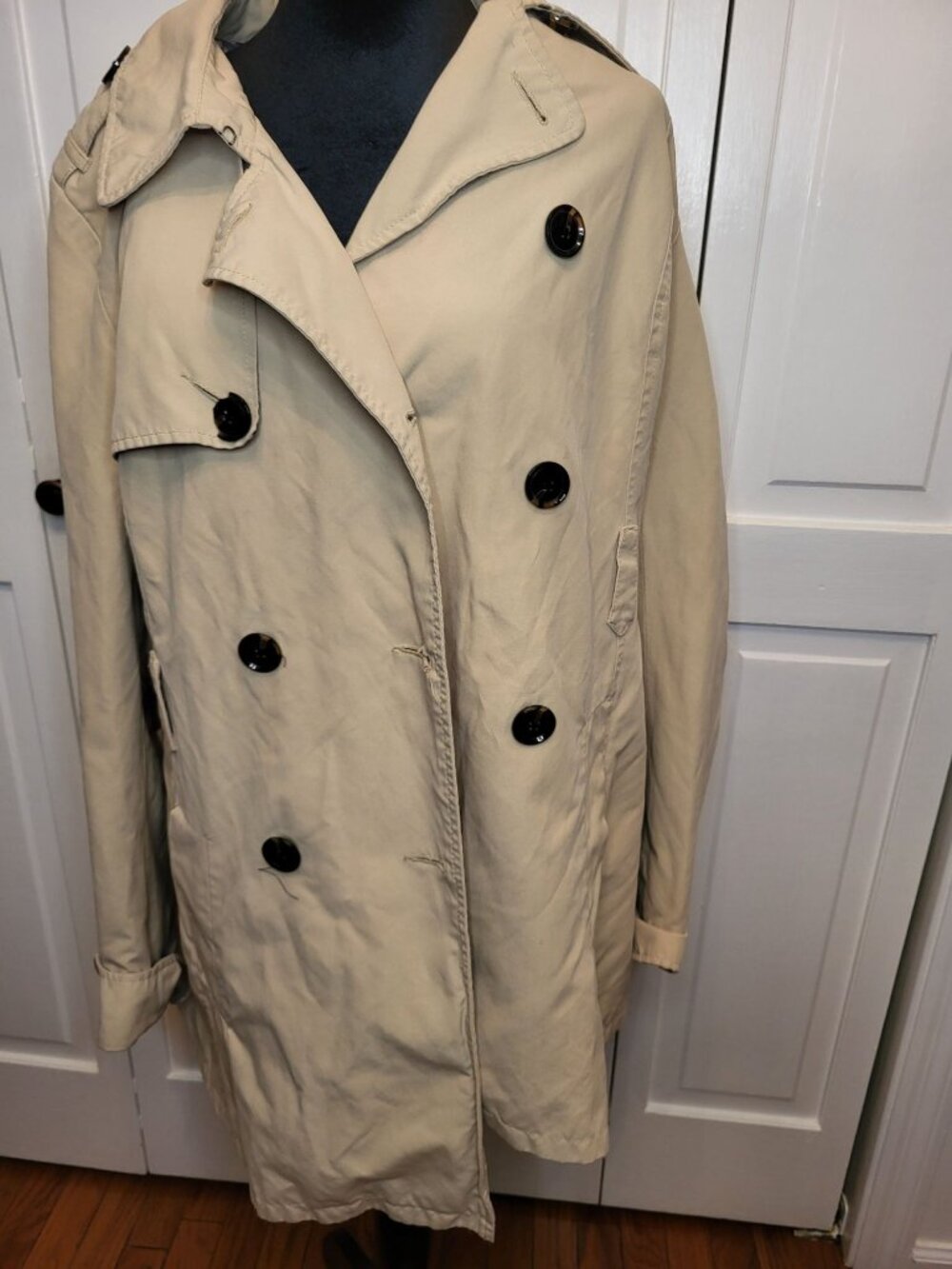 Relativity Tan Double Breasted Short Trench Coat L Classic Preppy Neutral Fall